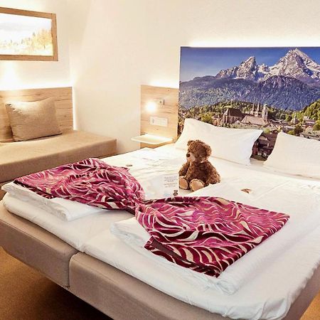 Hotel Edel Weiss Bremen Bagian luar foto