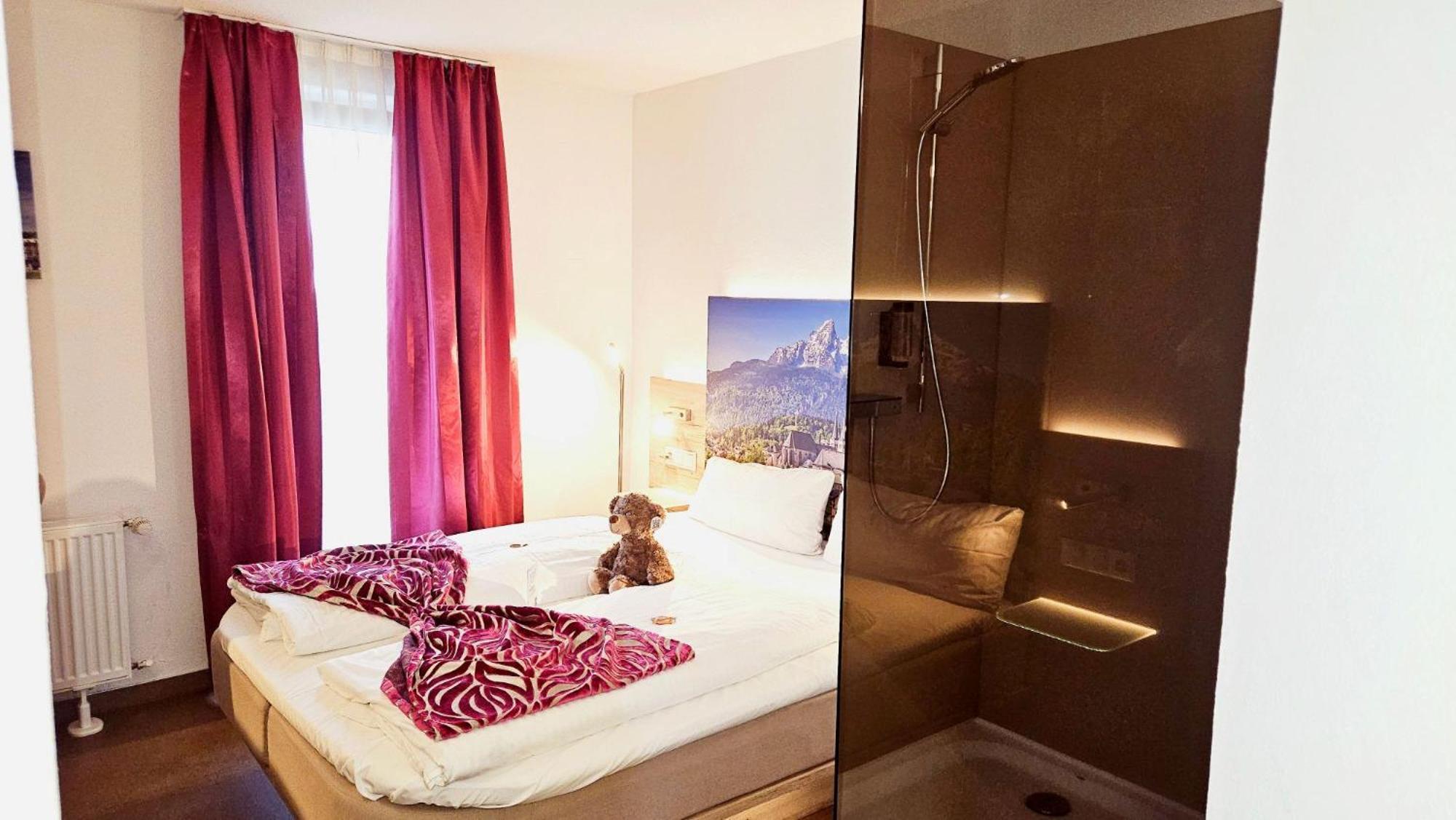 Hotel Edel Weiss Bremen Bagian luar foto