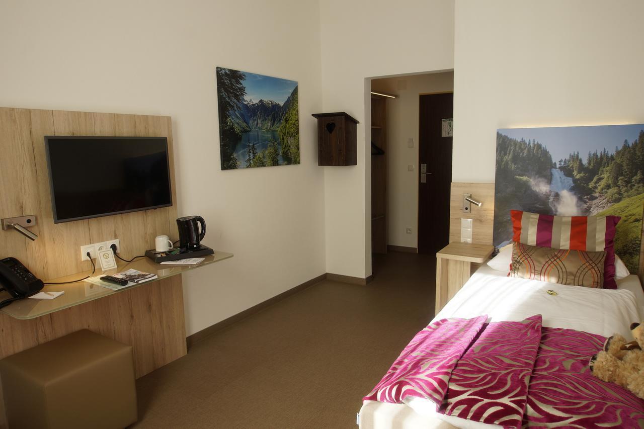 Hotel Edel Weiss Bremen Bagian luar foto