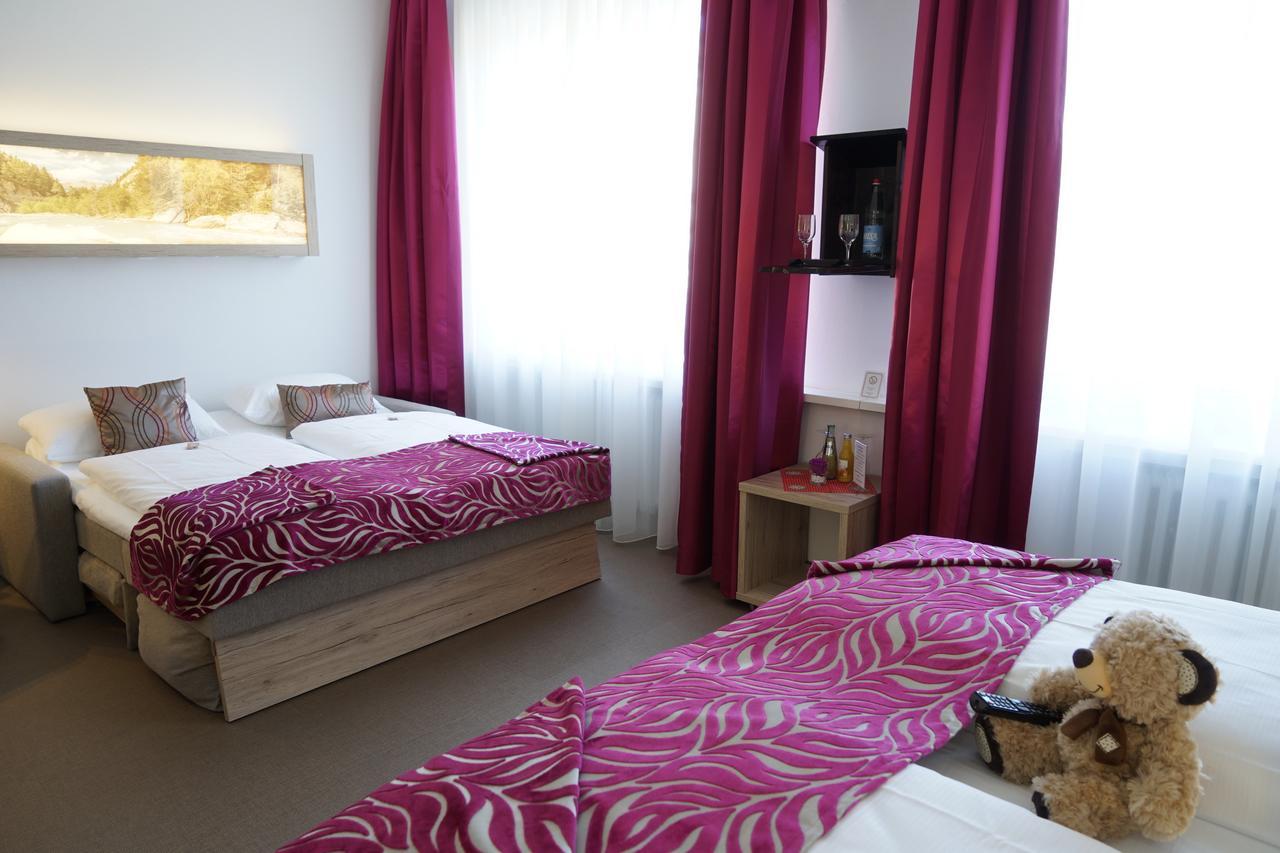 Hotel Edel Weiss Bremen Bagian luar foto