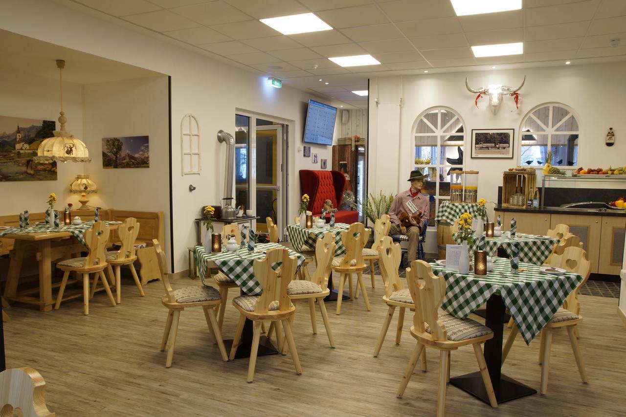 Hotel Edel Weiss Bremen Bagian luar foto
