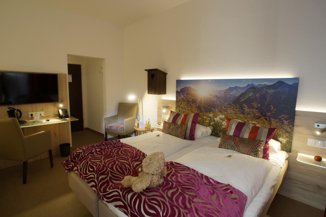 Hotel Edel Weiss Bremen Bagian luar foto